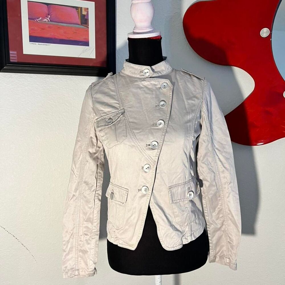 Unbranded Women's Cream and Grey Top